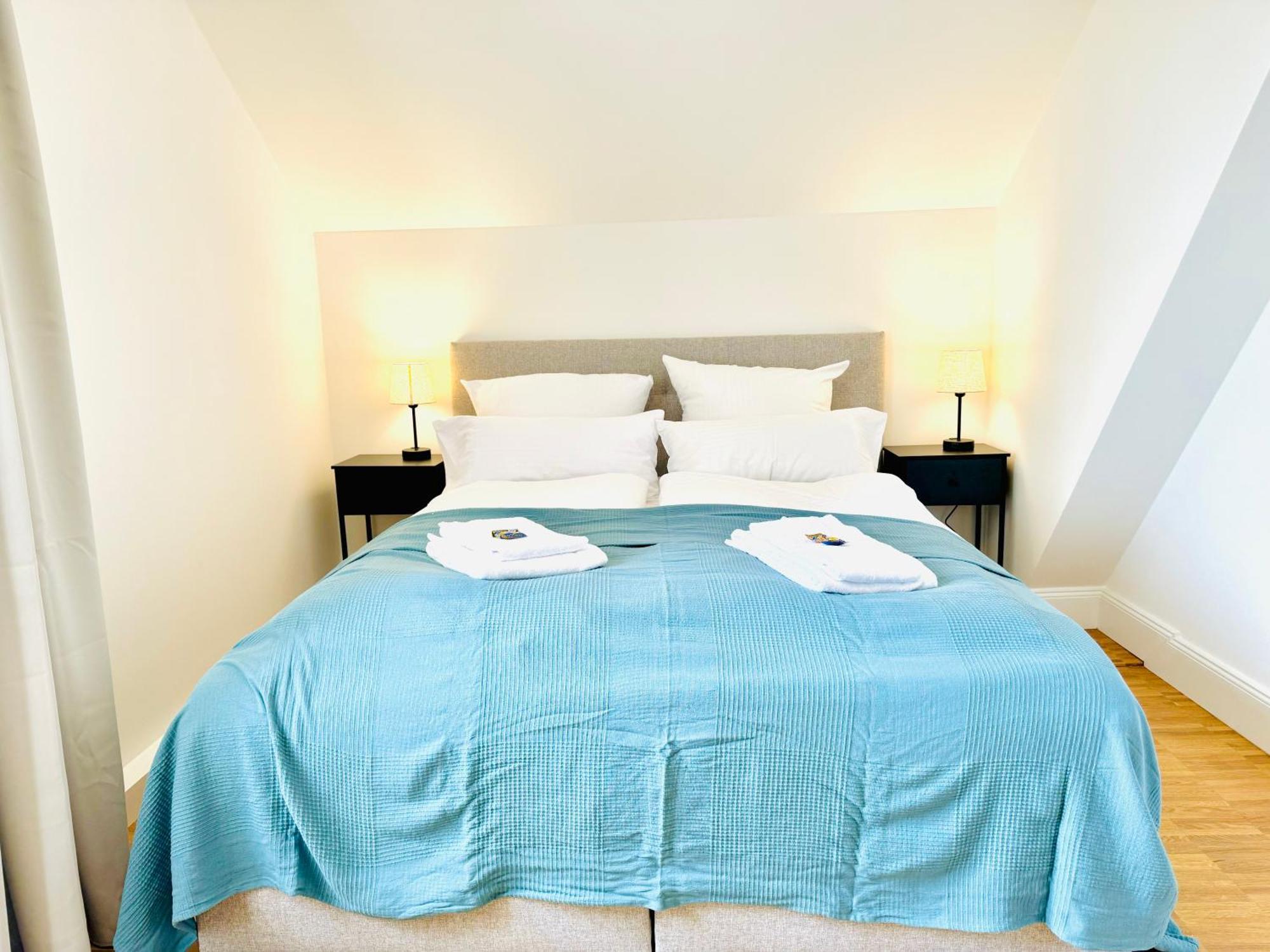 E&K Living - Design Apartments - Netflix - Audi - In Village - Free Parking อินโกลชตัดต์ ภายนอก รูปภาพ