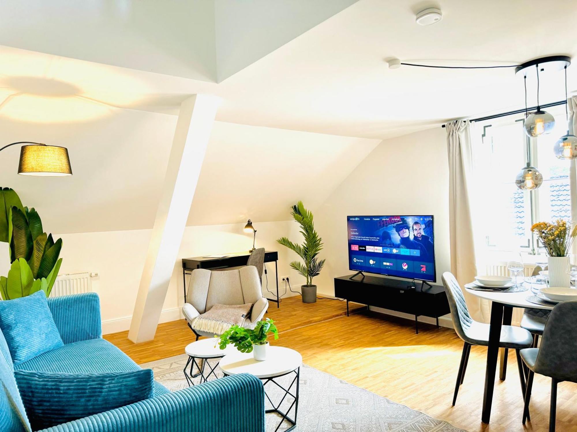 E&K Living - Design Apartments - Netflix - Audi - In Village - Free Parking อินโกลชตัดต์ ภายนอก รูปภาพ